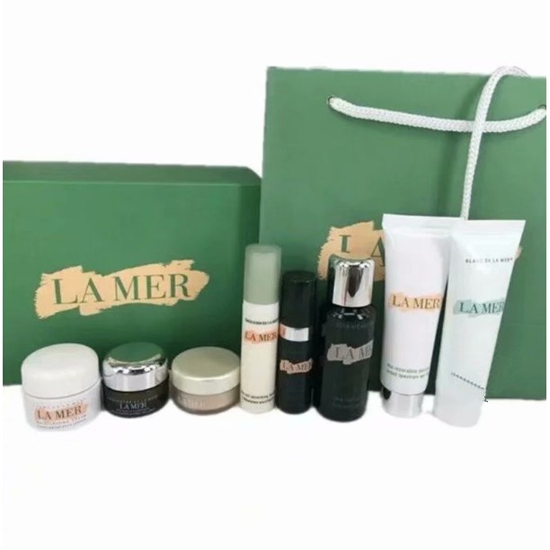 la-mer-whitening-moisturizing-travel-8-piece-set