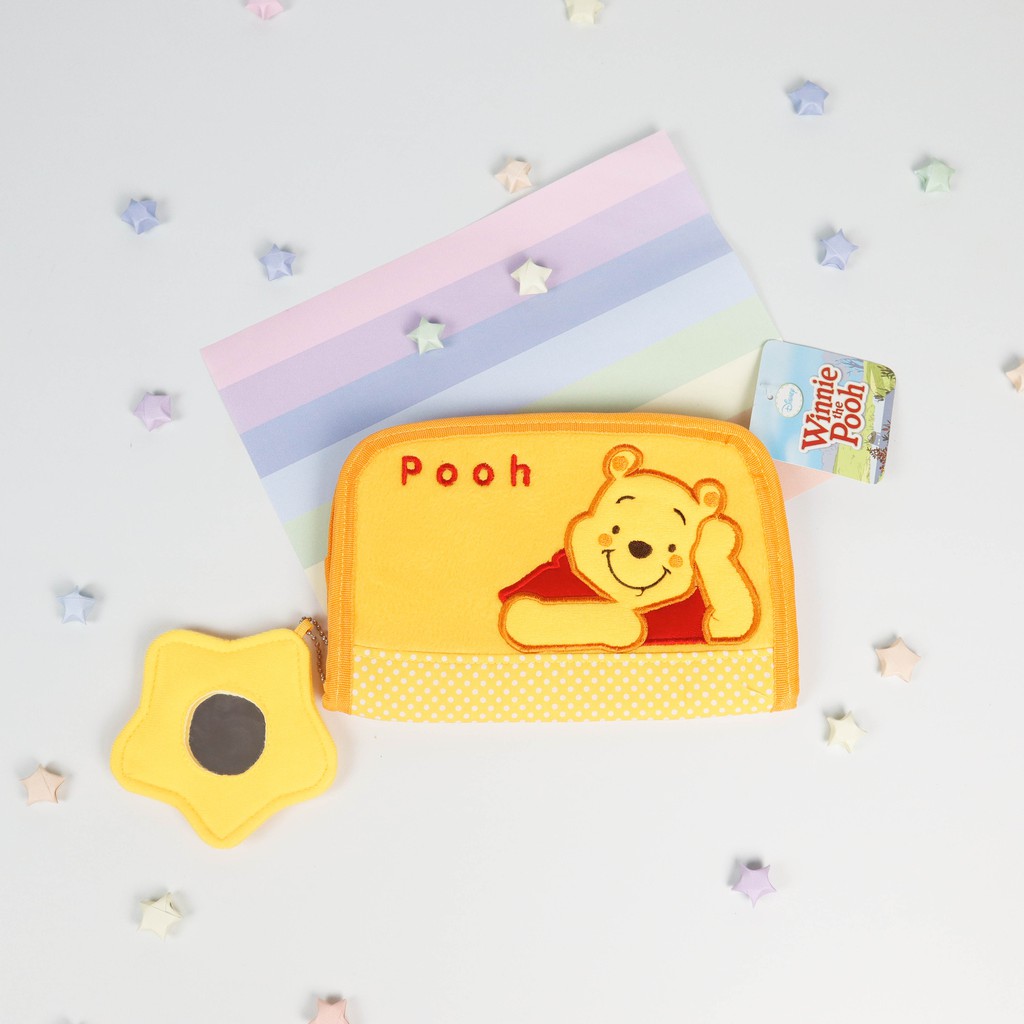 ภาพหน้าปกสินค้าลดล้างสต๊อก กระเป๋านามบัตร Pooh & friends หมีพู พิกเล็ท อียอร์