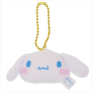 แท้ 100% จากญี่ปุ่น พวงกุญแจ ซานริโอ ชินนามอนโรล Sanrio Cinnamoroll Face Badge Plush Doll Ball Chain