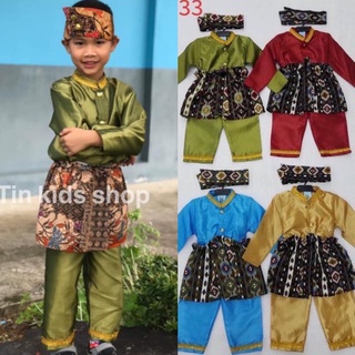 ภาพหน้าปกสินค้าชุดอาเซียนเด็กชาย อินโดนิเซีย มาเลเซีย ที่เกี่ยวข้อง