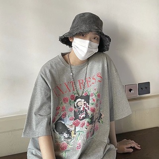 【S-8XL】เสื้อยืดแขนสั้น พิมพ์ลายตัวอักษร ทรงหลวม สไตล์เกาหลี ฮิปฮอป ฤดูร้อน สําหรับผู้ชาย และผู้หญิง