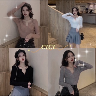 สินค้า Cici(NO.8899)เสื้อครอปแขนยาวไหมพรมคอวีสีเรียบๆ