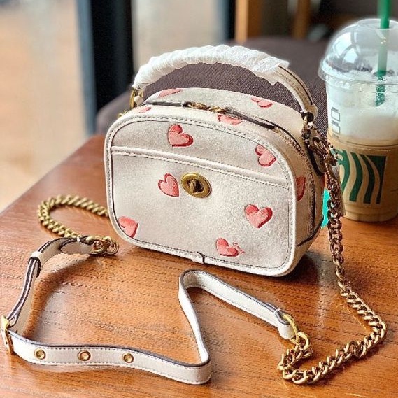 coach-lunchbox-top-handle-with-heart-print