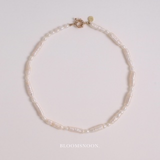 Bloomsnoon, Midsummer Necklace สร้อยคอมุกน้ำจืดแท้ (18k gold plated)