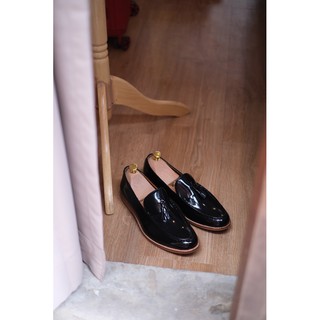 ภาพขนาดย่อของภาพหน้าปกสินค้าbunch tassel shoes (shiny black) จากร้าน bangbangshoes บน Shopee ภาพที่ 3