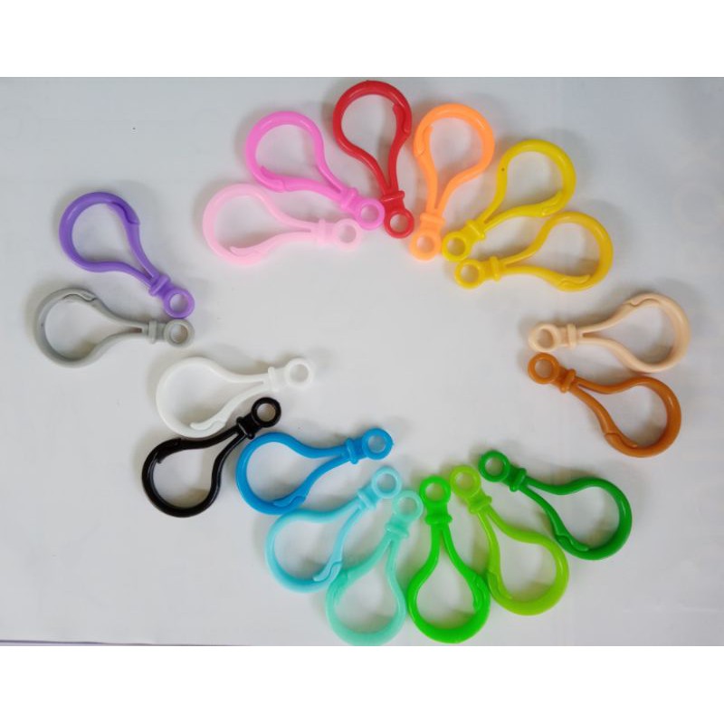 lobster-clasp-plastic-keychain-ห่วงพลาสติก-ตะขอก้ามปู-แหวนพวงกุญแจพลาสติก-คละสี-ขายปลีก-ขายส่ง