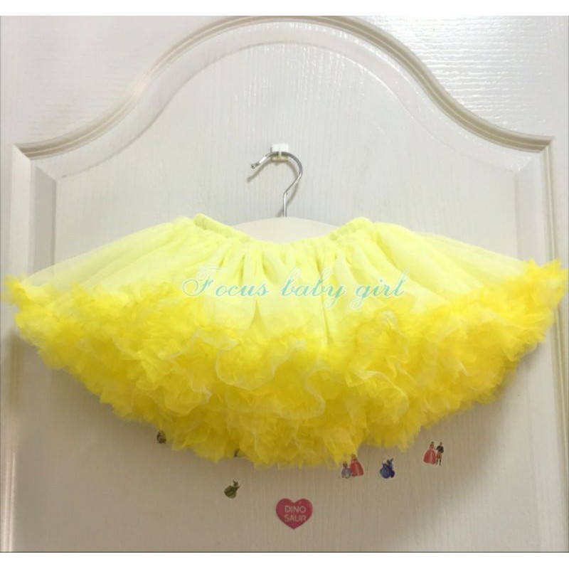 กระโปรงฟูฟูสีเหลืองชายฟูสีเหลืองเข้ม-รุ่น-basic-tutu