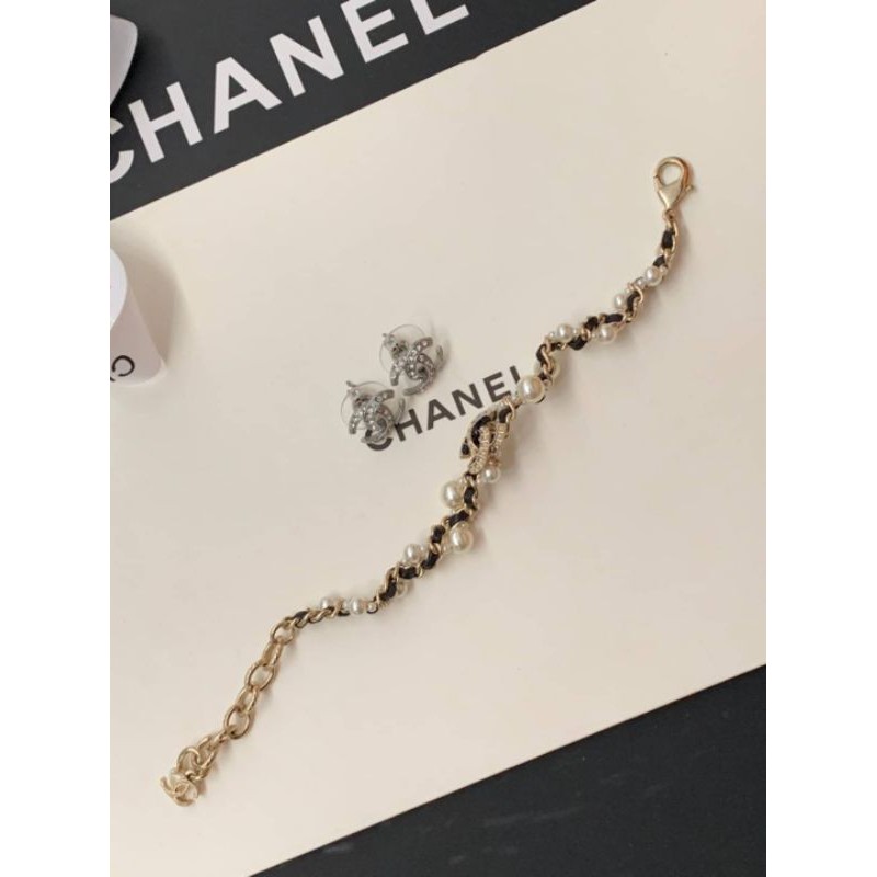 กำไรข้อมือ-chanel-พร้อม-ส่ง