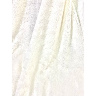 ผ้าขนมิ้งสีขาว 150*100เซน ขนมิ้ง ขนมิ้งค์สีขาว ผ้าฟรุ้งฟริ้ง ผ้าขนหมี ปูโต๊ะ ผ้ารองนั่งสวดมนต์ ขาวฟู ผ้าขนฟู รับประกัน