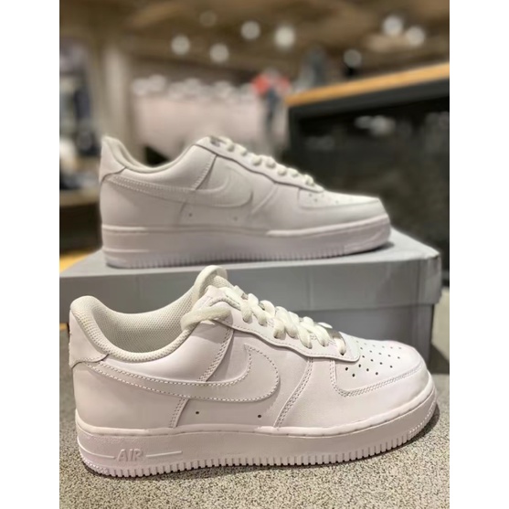 nike-air-force-1-07-triple-white