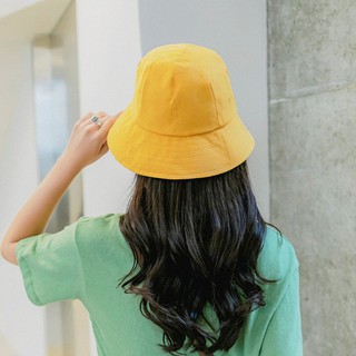ภาพขนาดย่อของสินค้าSALE  หมวกบักเก็ต สไตล์เกาหลี ** สีเหลือง** เนื้อกำมะหยี่ (ราคาส่ง  )