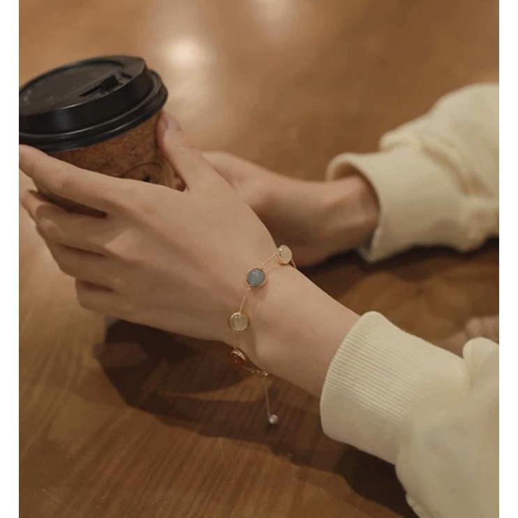 กำไล สร้อยข้อมือ ด้ายแดง สร้อยแขนหิน 7 สี | Shopee Thailand กำไล สร้อยข้อมือ ด้ายแดง สร้อยแขนหิน 7 สี | Shopee Thailand