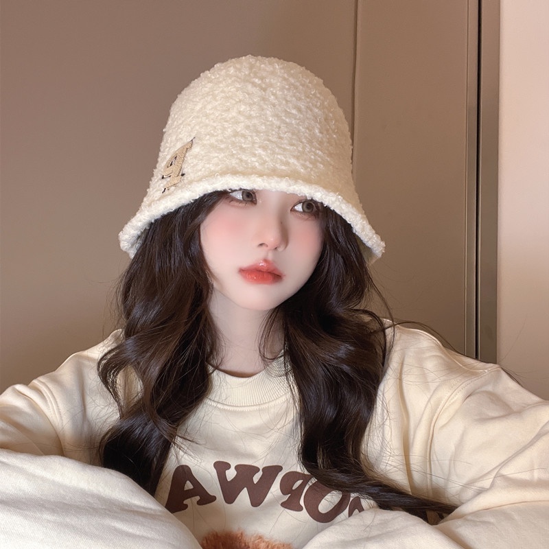 หมวกบักเก็ต-ผ้ากํามะหยี่ขนนิ่ม-ลายตัวอักษร-p-เข้ากับทุกการแต่งกาย-แฟชั่นฤดูใบไม้ร่วง-และฤดูหนาว-สไตล์เกาหลี-และญี่ปุ่น-สําหรับผู้หญิง