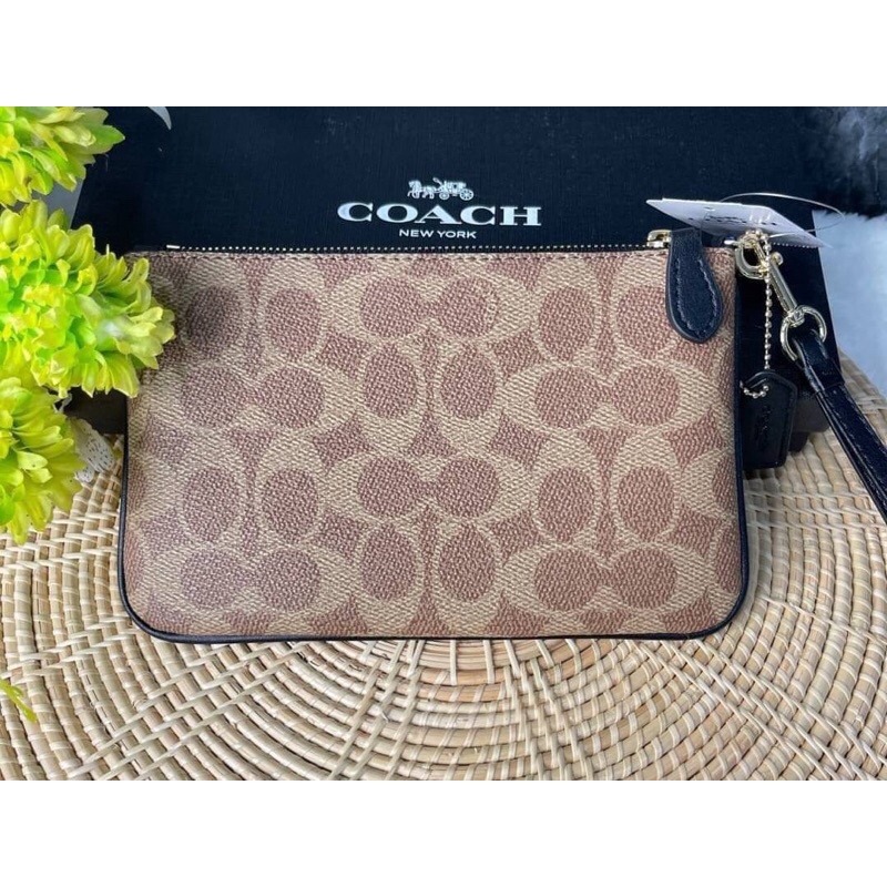 coach-f32445-small-wristlet-signature-canvas