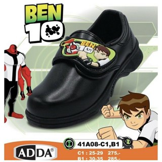 ADDA 41A08 รองเท้านักเรียนอนุบาลชายสีดำ ลายการ์ตูน Ben10 เบ็นเท็น รองเท้านักเรียนหนังดำ รองเท้านักเรียนแอดด้า Size25-33