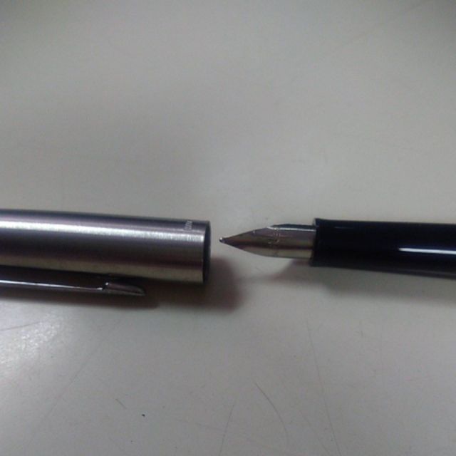 ปากกาปาร์คเกอร์-parker-fountain-pen