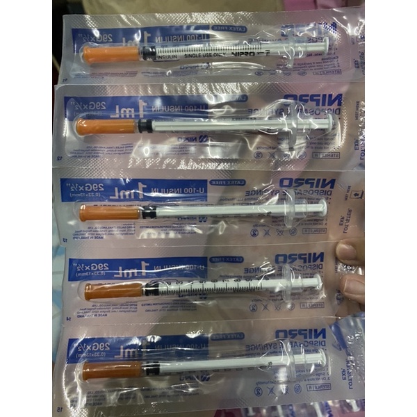 ภาพหน้าปกสินค้าราคาต่อแพค5ชิ้น NIPRO syringe u-100 1mL พร้อมเข็ม ความจุ 1mL 29Gx1/2" จากร้าน 14karanista98 บน Shopee