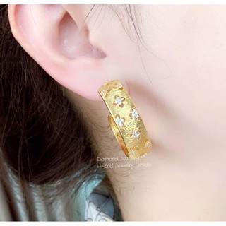 Louis Vuitton Earring ต่างหูห่วง Louis Vuitton คอลล่าสุดค่ะ ใส่ออกมาน่ารักมากๆค่ะ