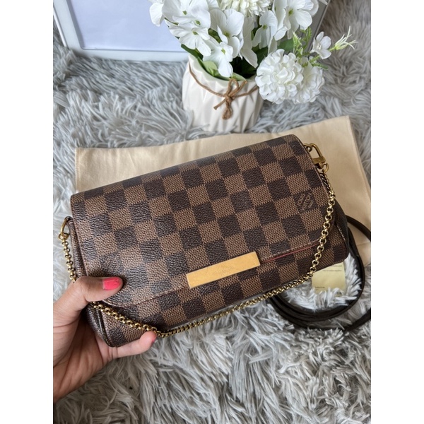 louis-vuitton-favorite-pm-dc15