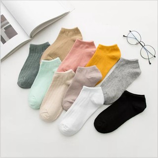ภาพขนาดย่อของภาพหน้าปกสินค้าMellor Chic : Short Socks 1Pair. ถุงเท้าแบบสั้น ถุงเท้าข้อสั้น ราคาต่อ1คู่ ถุงเท้าโทนสีพาสเทล ใส่สบาย มี 10 สีให้เลือก จากร้าน mellorchic บน Shopee