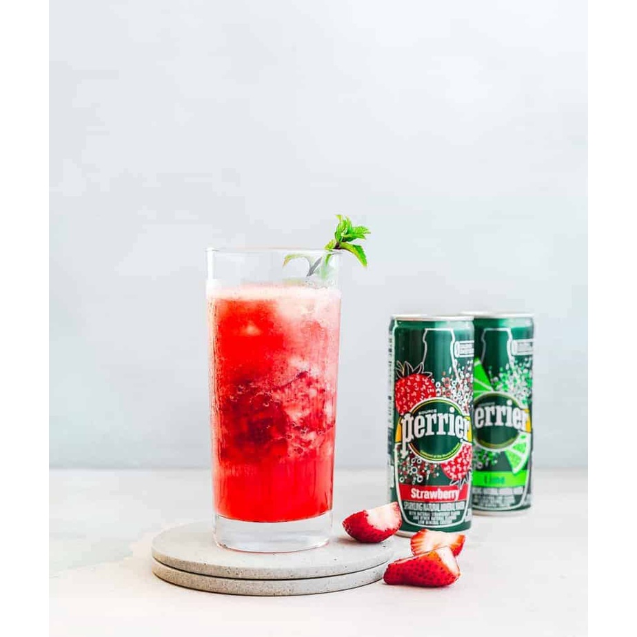 ภาพสินค้าพร้อมส่ง Perrier Strawberry Can 250ml. 30 กระป๋อง / เปอริเอ้น้ำแร่ธรรมชาติชนิดมีฟองแบบกระป๋อง 250 มล จากร้าน gainammint_group บน Shopee ภาพที่ 2