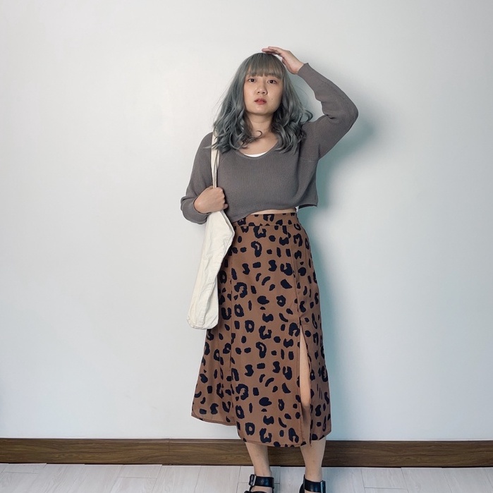 PHOPHO SKIRT I กระโปรงทรงเอผ่าหน้าสายฝอพิมพ์ลาย มีซับทั้งตัว | Shopee ...