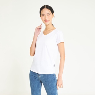 สินค้า Yuedpao No.1 เสื้อยืดผู้หญิง ไม่ย้วย ไม่หด ไม่ต้องรีด ผ้านุ่มใส่สบาย Ultrasoft Non-Iron เสื้อยืดคอวีผู้หญิง สีขาว
