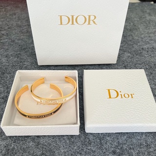 สร้อยข้อมือ ทองเหลือง เปิดได้ ลาย Dior Star แฟชั่นสําหรับผู้หญิง