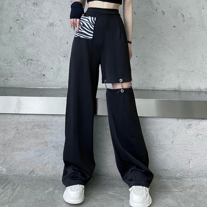 ภาพสินค้าHOT  Design Sense chain Hollow Wide Leg Pants Casual Pants Women Summer 2021 new pants Loose high waist straight pant จากร้าน furgo2889 บน Shopee ภาพที่ 8