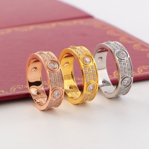 แหวน-love-ring-แหวนเพชร-แหวนแฟชั่น-ล้อมเพชร-cat22