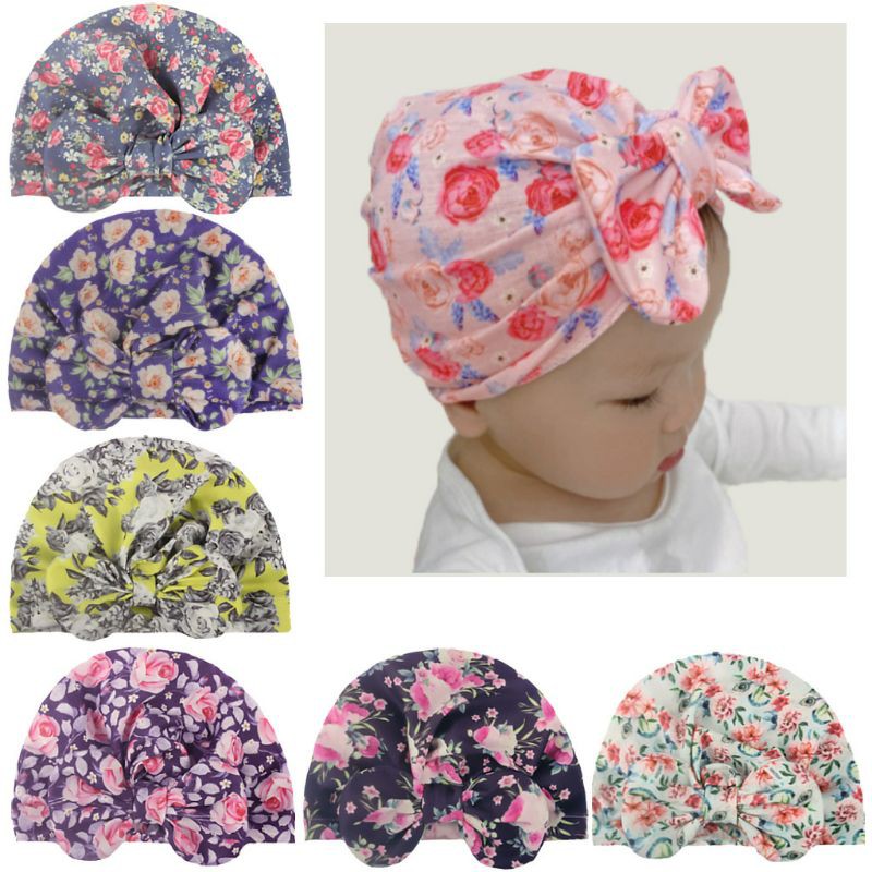 ภาพหน้าปกสินค้าหมวกแขกผ้ายืด หมวกผ้ายืดสำหรับเด็กอ่อนผ้าลายดอกไม้ เซ็ต2 จากร้าน babybirdzaa บน Shopee