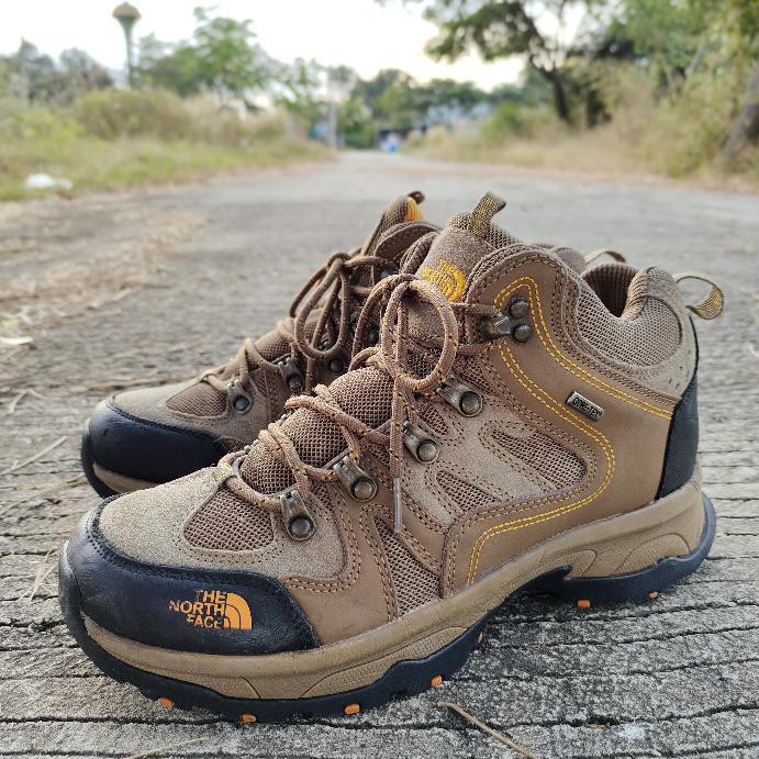 The North Face Size 42EU 26CM Shopee Thailand