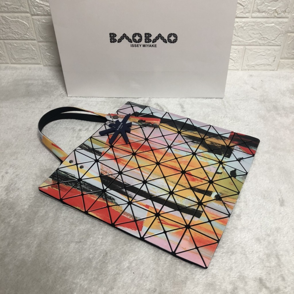 baobao-issey-miyake-splash-ink-series-6x6-ข้อกำหนด-tote-bag-ถุงสิริ