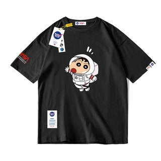 [S-5XL] เสื้อยืดแขนสั้นลําลอง คอกลม ผ้าฝ้าย พิมพ์ลายการ์ตูนนักบินอวกาศ NASA ทรงหลวม แฟชั่นฤดูร้อน สําหรับผู้ชาย