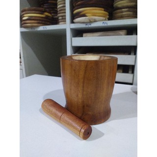 ครกไม้แบบโมเดิร์น (Wooden mortar)ขนาด 6*7 นิ้ว