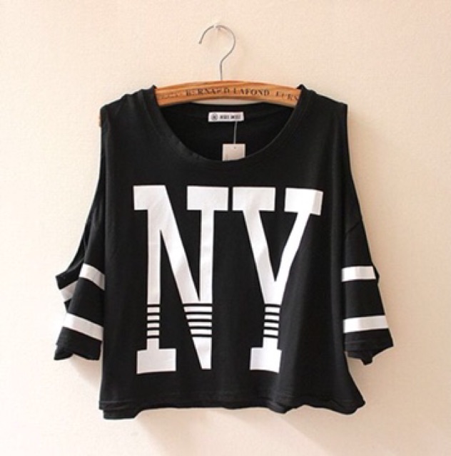 tjเสื้อแฟชั่น-คอกลม-แขนสั้นเปิดไหล่-ลาย-ny-รหัสสินค้า-my3796