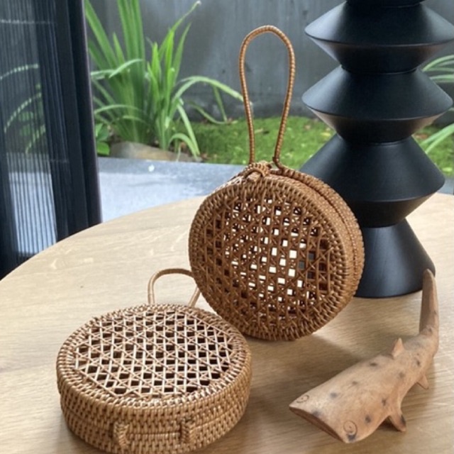 กระเป๋าใส่เหรียญ-rattan-coin-purse-สินค้าหมดชั่วคราว