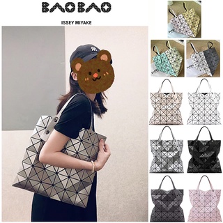 สินค้า New ของแท้ 💯 กระเป๋า baobao issey miyake Lucent 6x6 บล็อคกระเป๋า กระเป๋าถือผู้หญิง กระเป๋าถือ กระเป๋าสะพายข้าง TOTE BAG