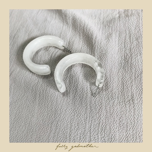 fgm0036-ต่างหูห่วงอะคริลิค-สีขาวขุ่นใส
