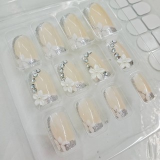 121055 เล็บปลอมสามมิติ 3D หรูหรา ไฮโซ   ไม่ต้องใช้กาว ใช้งานง่าย ติดแน่นทนนาน