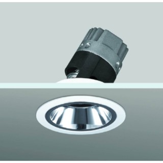 โคมไฟดาวไลท์ ฝังฝ้าหน้ากลม ปรับมุมได้ Recessed adjustable downlight