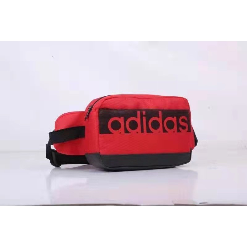 ภาพหน้าปกสินค้าNEW adidas กระเป๋าคาดเอวกระเป๋า จากร้าน zheng55509 บน Shopee