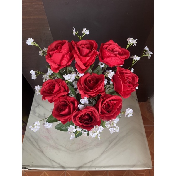 ดอกกุหลาบแดง-พร้อมส่ง-ไหว้และบูชาท้าวเวสสุวรรณหรือมอบให้ในวันพิเศษ-วันวาเลนไทน์-ซื้อ-ขั้นต่ำ-5-ดอกขึ้นไป