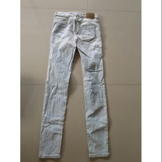 Zara Core Denim สีซีด เอวต่ำ 26 สะโพก 31