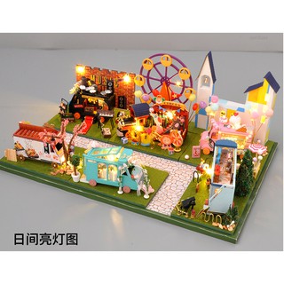 พร้อมส่ง บ้านตุ๊กตา บ้านจิ๋ว DIY ชุด สวนสนุก มีฝาครอบกันฝุ่น พร้อมส่งทันที ชิงช้าสวรรค์ ชิงช้า จิ๋ว ม้าหมุน โมเดลสวนสนุก