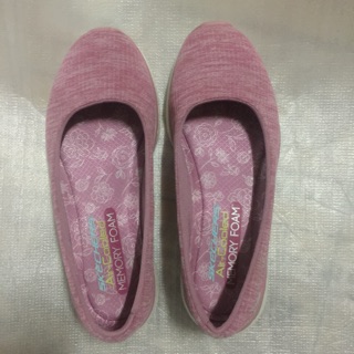 รองเท้า มือ1 เบอร์35 Skechers burst, air cooled memory foam