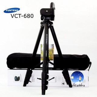 ภาพหน้าปกสินค้าของแท้100% YUNTENG ขาตั้งกล้อง รุ่น Yunteng VCT-680 (Black) แถมตัวหนีบมีอถือยึดได้สูงสุด105mm ส่วนสูง 145ซม. ที่เกี่ยวข้อง