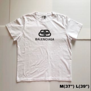 New Balenciaga mode Tee 
Size M​(อก​ 37”) /L(39")