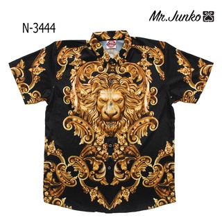 ภาพหน้าปกสินค้าเสื้อเชิ้ต ลายหัวสิงโตประยุกต์เข้ากับลายไทย ผ้าซาติน นิ่ม ใส่สบายไม่ร้อน Mr-Junko N-3444 ที่เกี่ยวข้อง