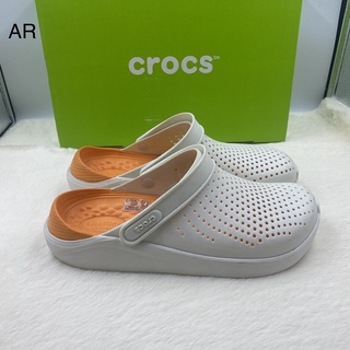 รองเท้าcrocs แบบสวมของผู้หญิง สีมาใหม่ งานสวย ราคาน่ารัก เบานิ่มใส่สบายใส่สวยดูดี สินค่าพร้อมส่งทุกคู่เลยค่ะ